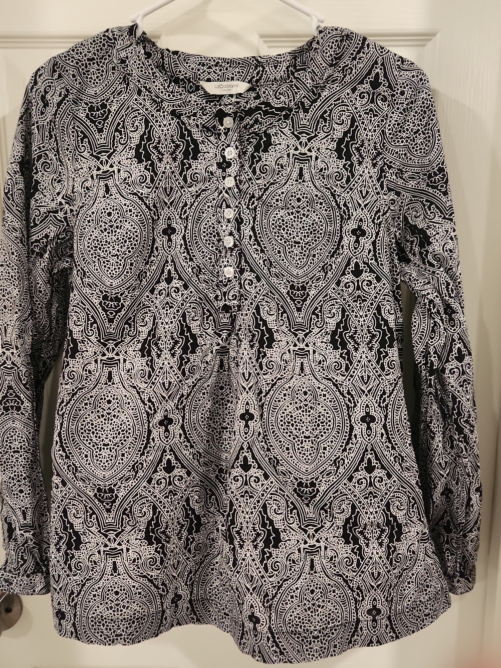 Liz Claiborne Women Moroccan Long-Sleeved Henley Blouse Black White Size S Boho